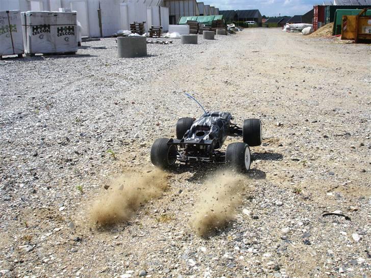 Off-Roader E-maxx Brushless billede 4