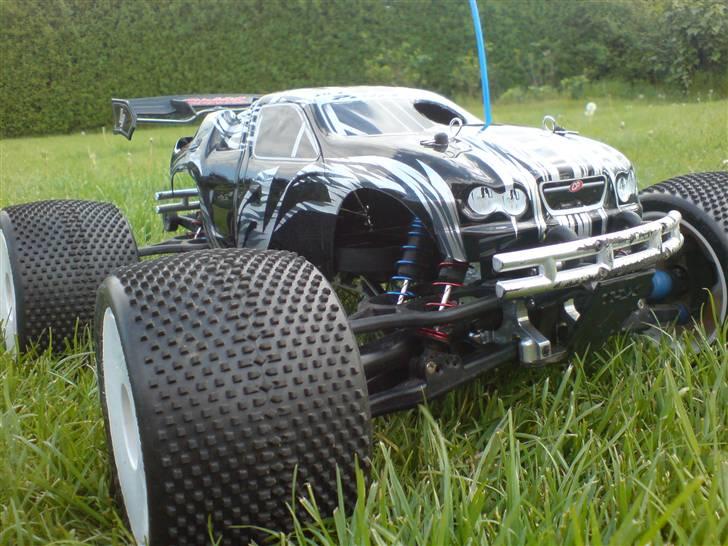 Off-Roader E-maxx Brushless billede 12