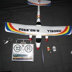 Fly angell a-.no.8902