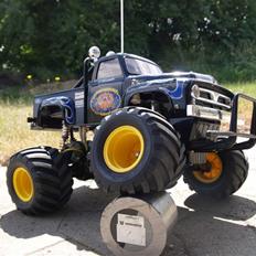 Truck Midnight Pumpkin