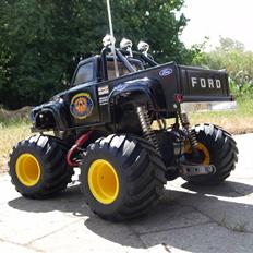 Truck Midnight Pumpkin