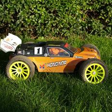 Truck hong nor x1crt pro