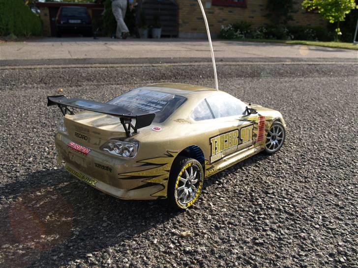 Bil Kyosho PureTen Alpha 3 - Det er så bagenden af min flotte bil! billede 2