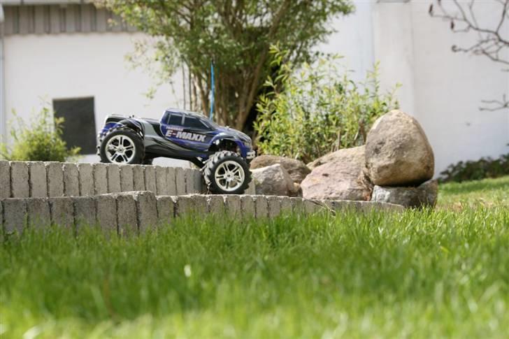 Off-Roader E-maxx Traxxas U billede 14