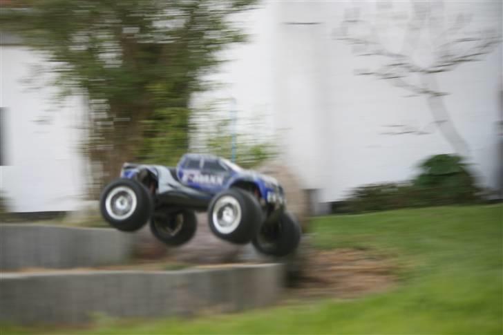 Off-Roader E-maxx Traxxas U billede 16