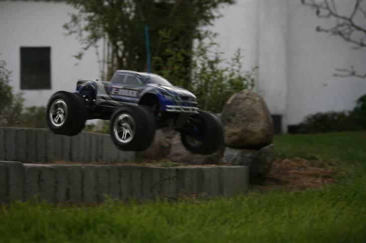 Off-Roader E-maxx Traxxas U billede 17