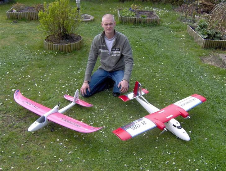 Fly Multiplex Easystar - Min MPX Twinstar II, Easystar´en i de gamle farver og selvfølgelig mig =) billede 11