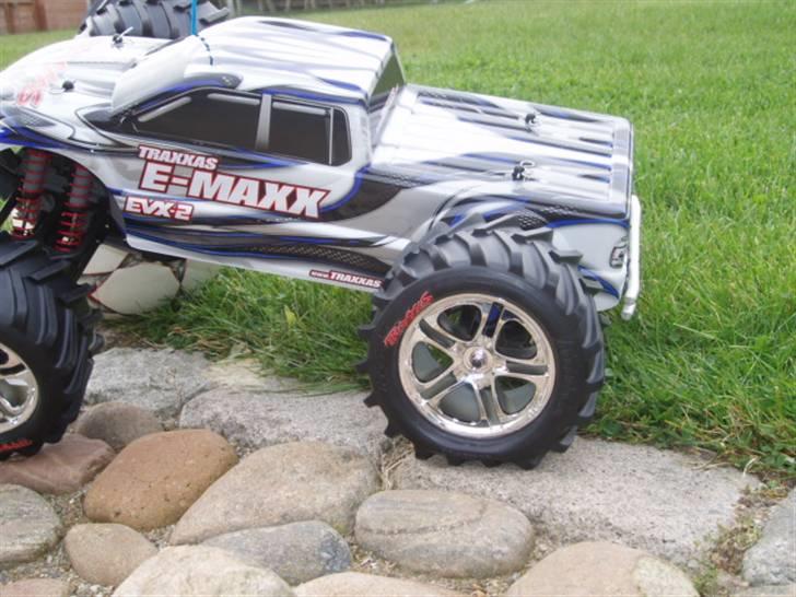 Off-Roader traxxas e-maxx: SOLGT billede 10