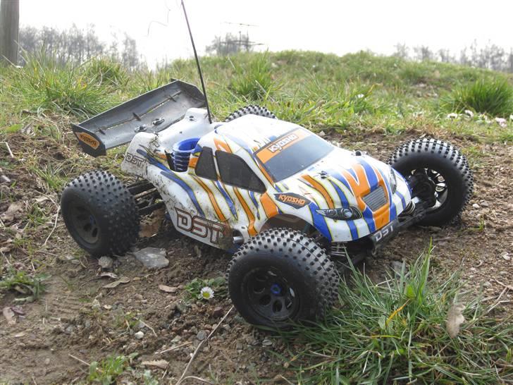 Off-Roader Kyosho DST - Stadium - Perfekt som baggrundsbillede :-) billede 1