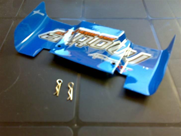 Buggy HBX MAX Buggy XTi - Hækspoileren afmonteret billede 4