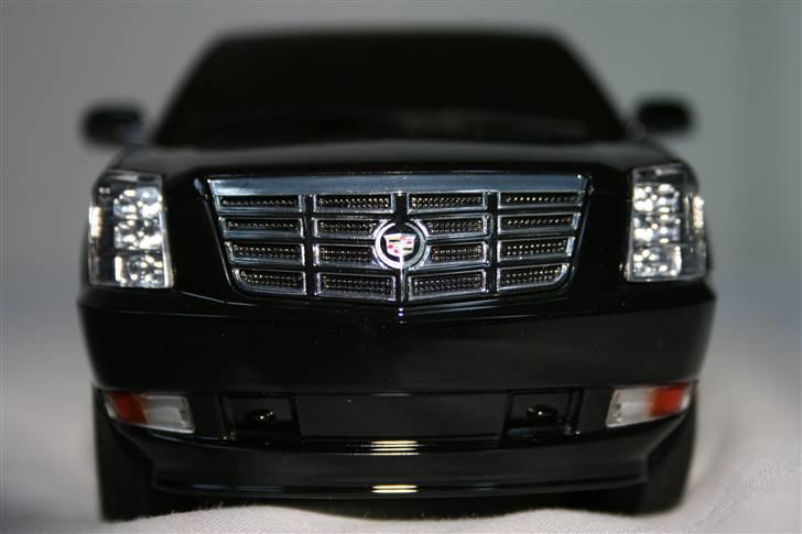 Bil mini-z Cadillac Escalade billede 7