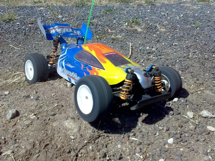 Buggy HBX MAX Buggy XTi - Hjulene fiser rundt og bilen sidder snart fast billede 10