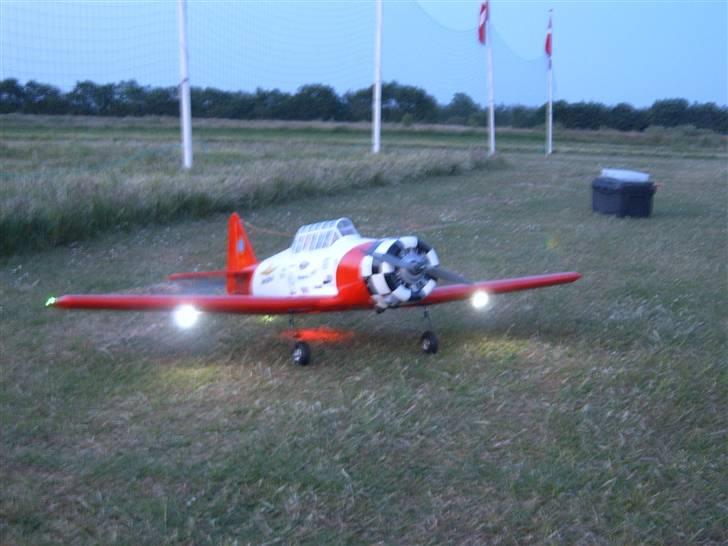 Fly NORTH A HAVARD AT-6 SOLGT billede 19