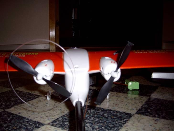 Fly  F-360 aeroplane DØD billede 2