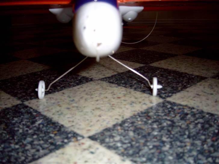 Fly  F-360 aeroplane DØD billede 7