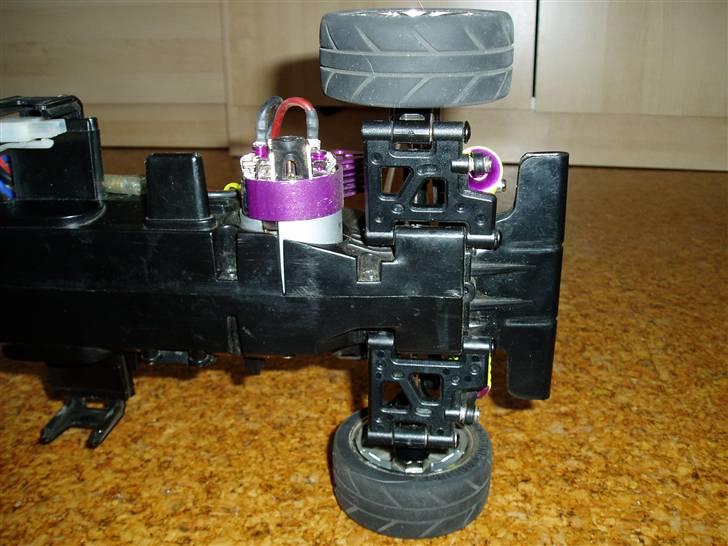 Bil 4wd HBX - Skyline Tunet - Nye bærearme billede 14