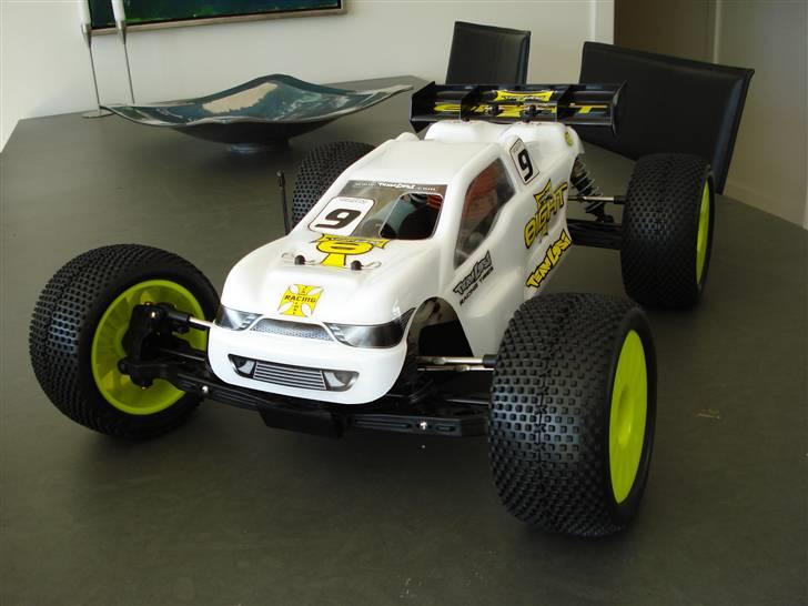 Truck Team Losi 8ight T billede 1