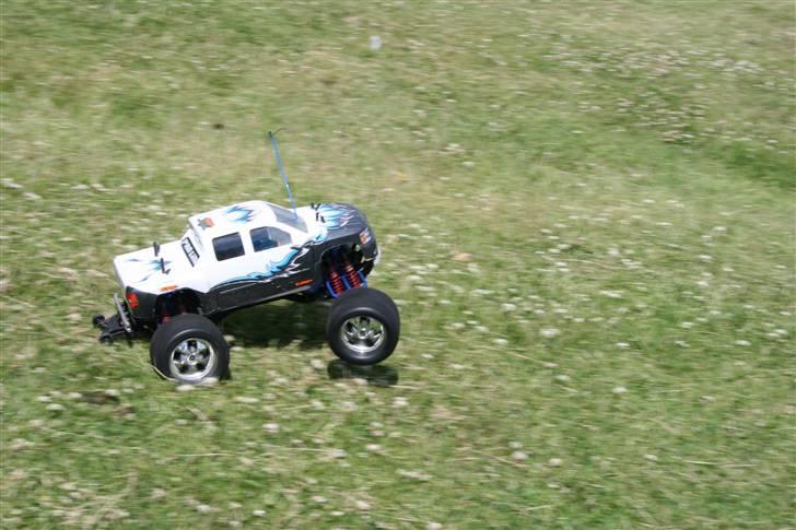 Truck Traxxas E-MAXX 3905 billede 5