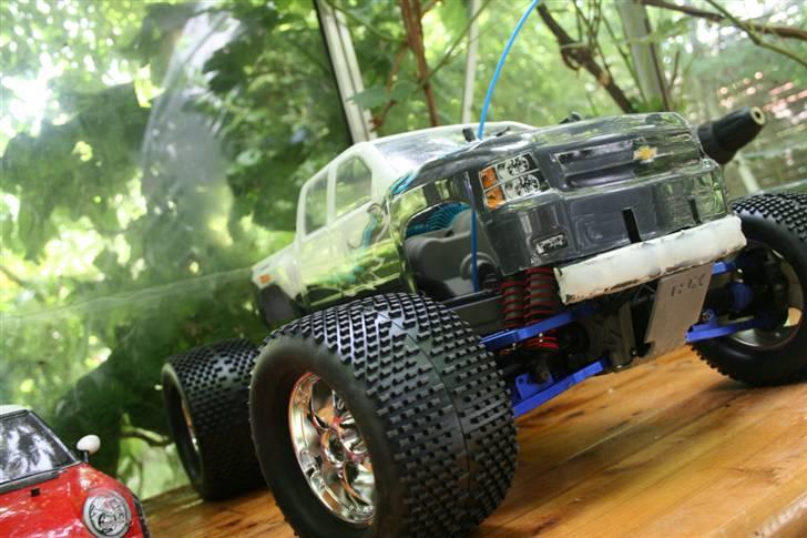 Truck Traxxas E-MAXX 3905 billede 15