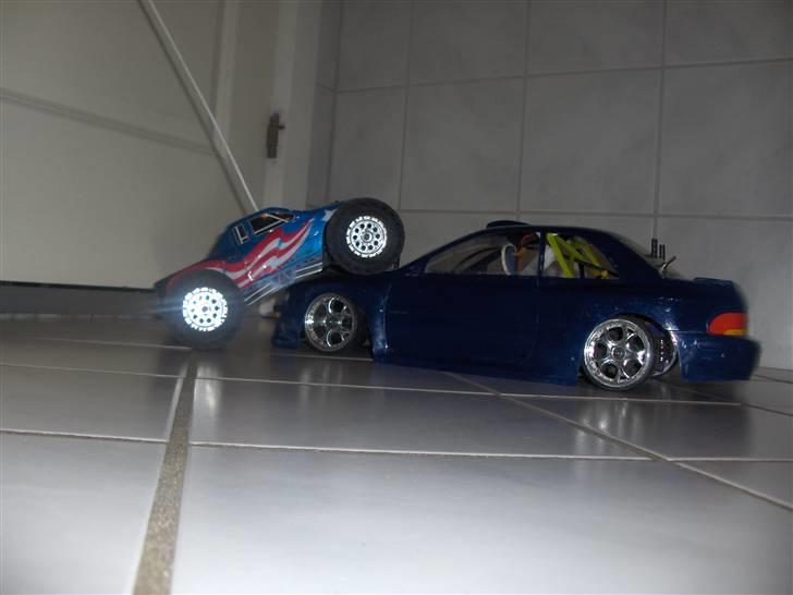 Bil cen gx1 4wd Byttet ! - ÅHH NEJ EN TEAM ASSOCIATED RC18MT,,,, !!!!! VÆK billede 17