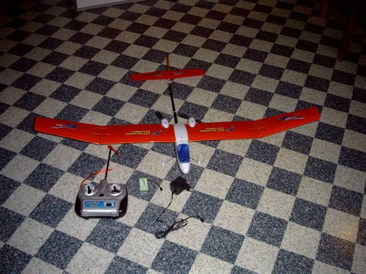 Fly  F-360 aeroplane DØD billede 1
