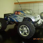 Off-Roader Thunder Tiger Hammer S18