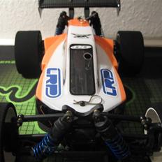 Buggy Associated Rc18 Brushless