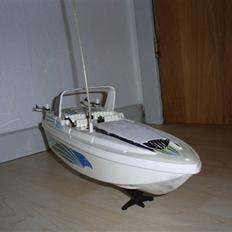 Båd Nikko Sea Ray "smadret"