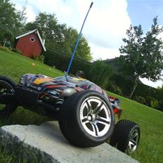 Off-Roader Traxxas Nitro Rustler