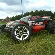 Off-Roader Traxxas Nitro Rustler