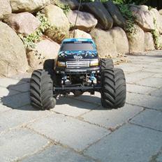 Off-Roader HPI Wheely King 4x4