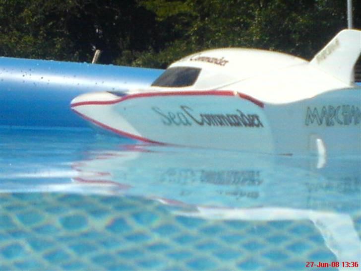 Båd bilka båd - igen min mobil var næsten nede i vandet den ligger faktisk ret højt i vandet billede 14