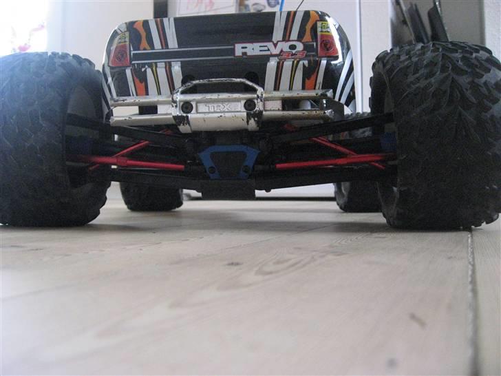 Truck Revo 3.3 - Alu toelinks og pushrods bag på billede 13