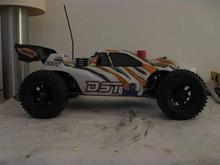 Off-Roader Kyosho DST - Stadium - Offroad-klar. Standard frihøjde med Rex-X støddæmperne. billede 11