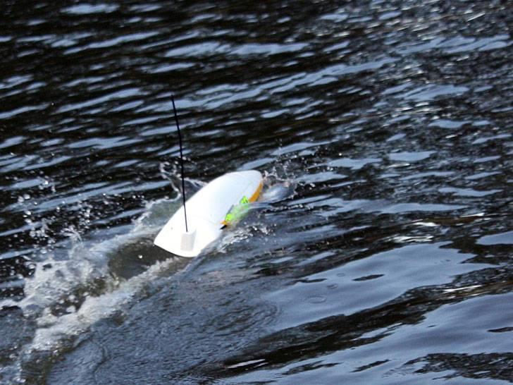 Båd MHZ Mini ECO Flea *SOLGT* billede 13