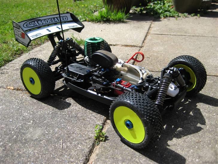Buggy Team Associated RC8 FT billede 3