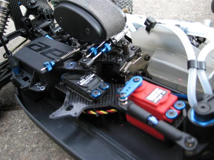 Buggy Team Associated RC8 FT billede 8