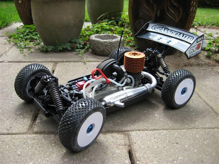 Buggy Team Associated RC8 FT billede 12