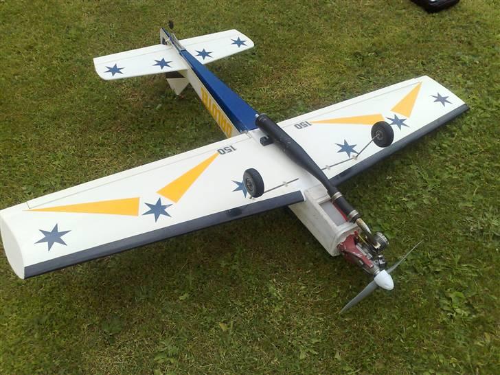 Fly Dalotel - Viser mave billede 8