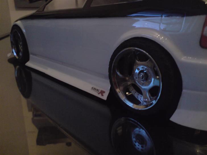 Bil Honda Civic Type-R Costum - How Low Can You Go. billede 4