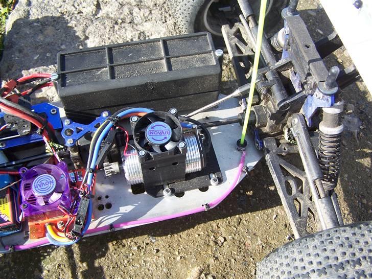 Off-Roader Brushless- Inferno ST-US  billede 7