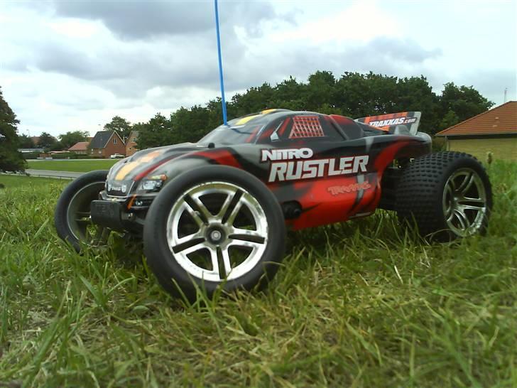 Off-Roader Traxxas Nitro Rustler billede 2