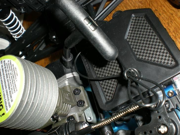 Off-Roader Carson NitroBone Truggy billede 8