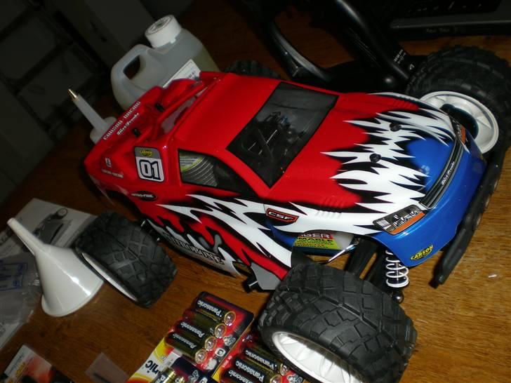 Off-Roader Carson NitroBone Truggy billede 11