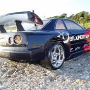 Bil HBX Nissan Skyline