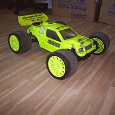 Off-Roader Hong Nor X1/X2-CRT