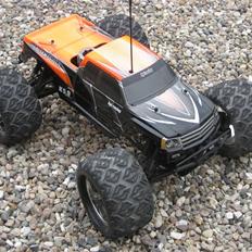 Off-Roader HPI Savage XL