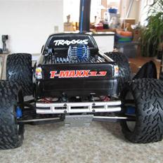 Bil Traxxas T-Maxx