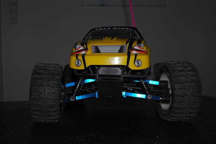 Off-Roader Amax Thwarter billede 1