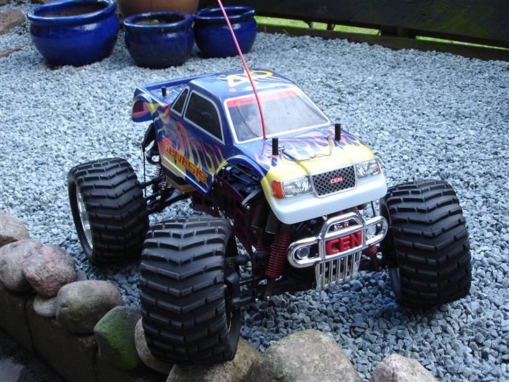 Bil cen Genesis billede 2